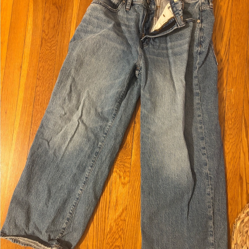 Madewell High-Rise Wide-Leg Jeans in Light Blue Wash - Picture 5 of 7